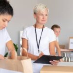 Jak zorganizować zbiórkę publiczną w zakładzie pracy?